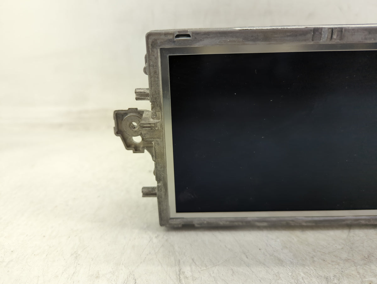 2012 Mercedes-benz E350 Information Radio Display Screen - Oemusedautoparts1.com