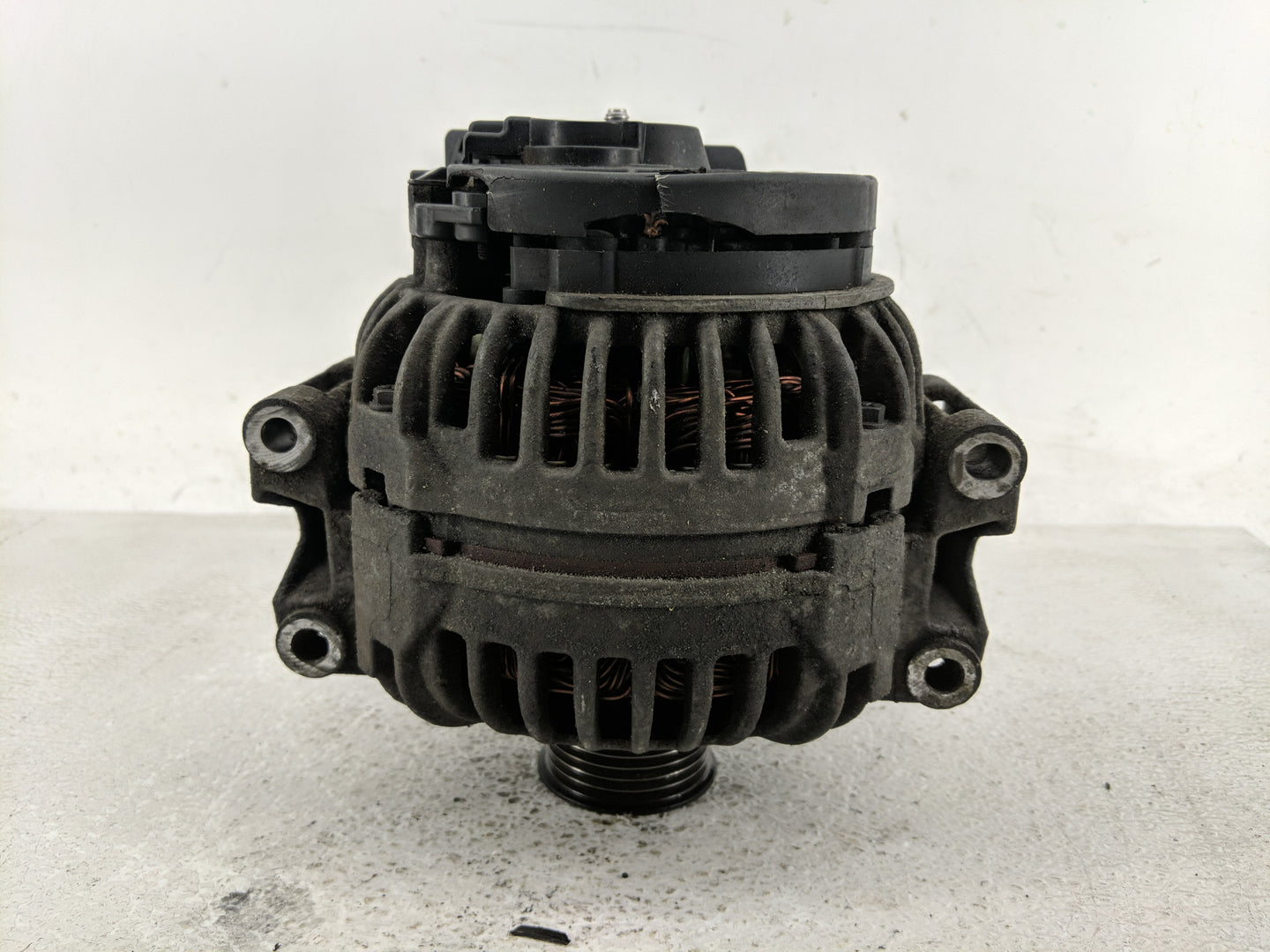 2007-2012 Mercedes-Benz E350 Alternator Replacement Generator Charging Assembly Engine OEM P/N:A 272 154 0102 Fits OEM Used 