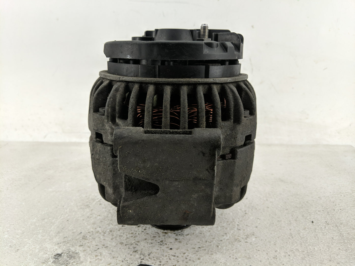 2007-2012 Mercedes-Benz E350 Alternator Replacement Generator Charging Assembly Engine OEM P/N:A 272 154 0102 Fits OEM Used 