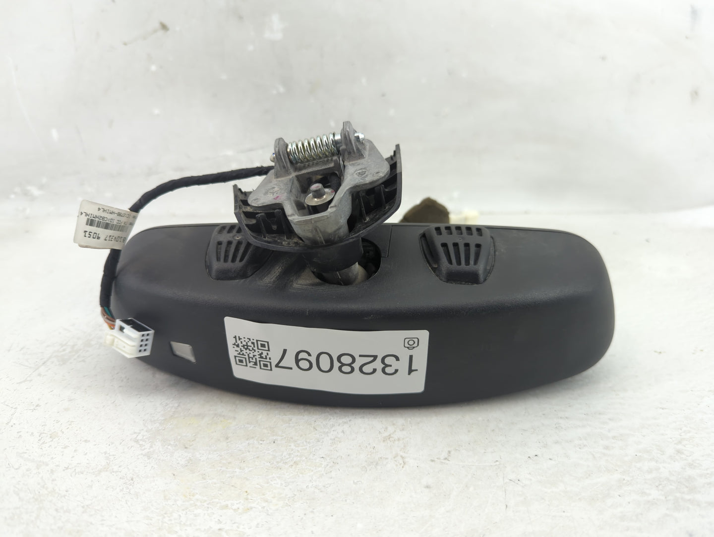 2012 Mercedes-Benz E350 Interior Rear View Mirror Replacement OEM P/N:A2048104217 Fits OEM Used Auto Parts - Oemusedautopart