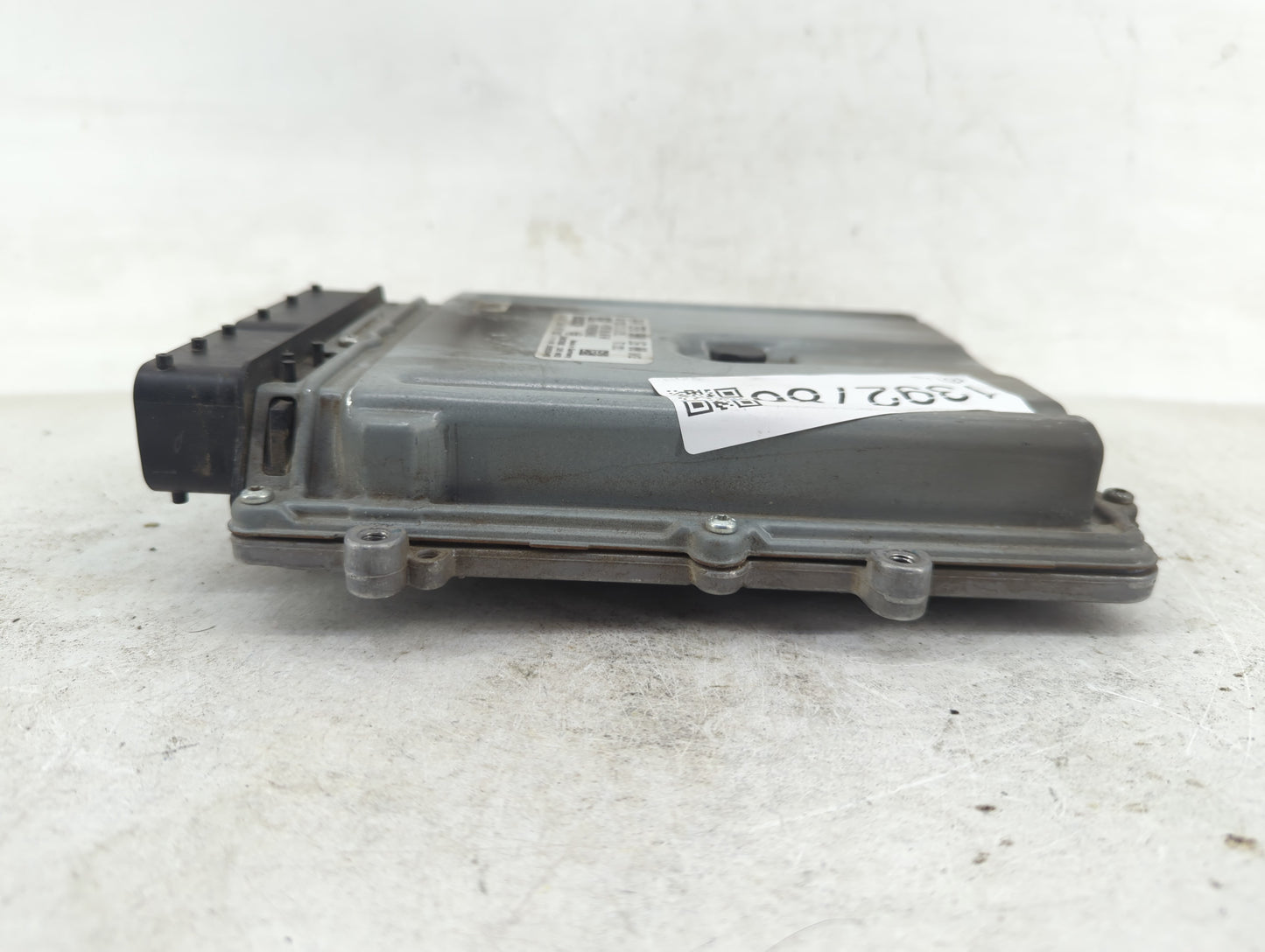 2012-2013 Mercedes-Benz E350 PCM Engine Control Computer ECU ECM PCU OEM P/N:A2769001600 Fits Fits 2012 2013 OEM Used Auto P