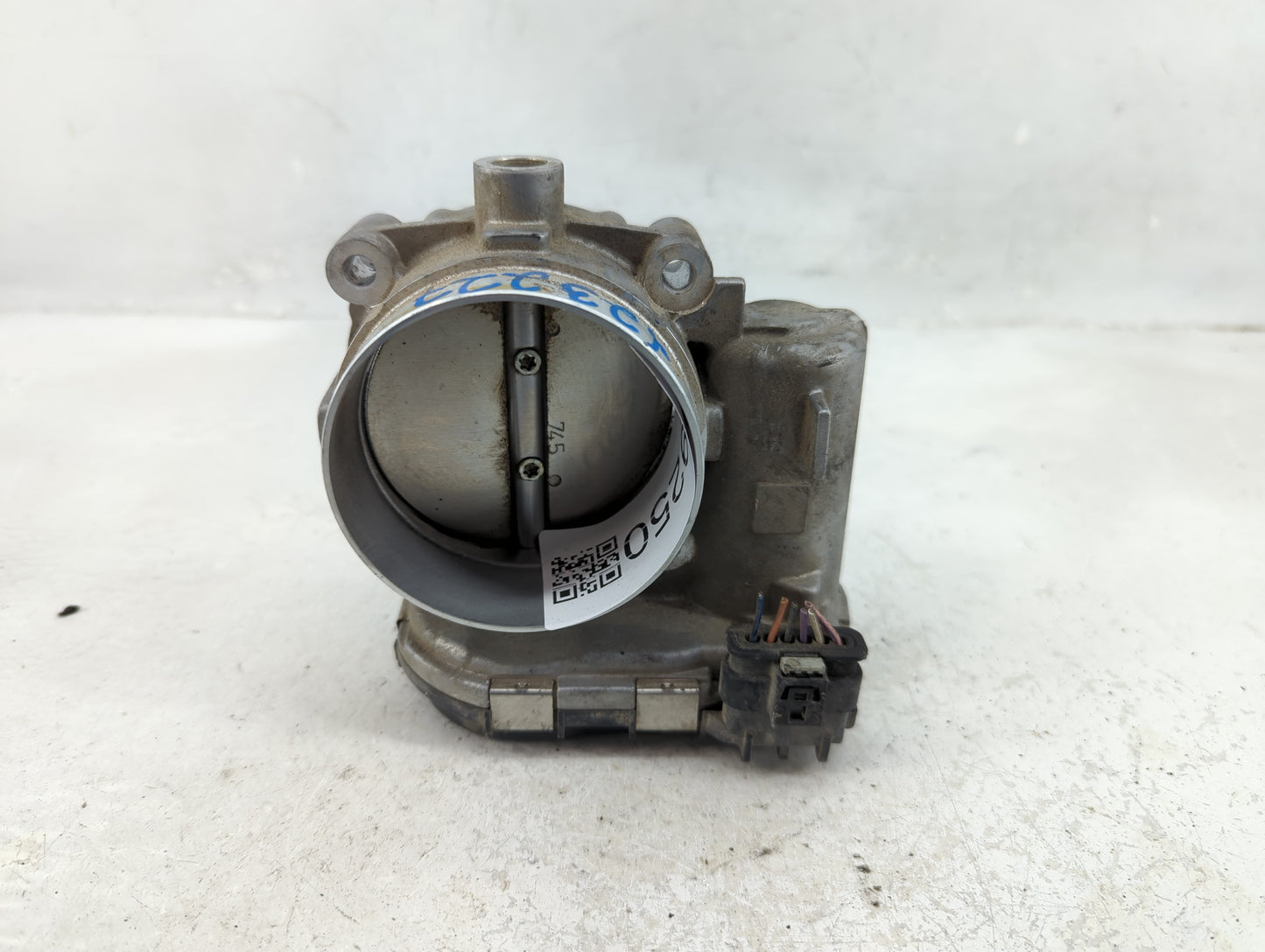 2012-2016 Mercedes-Benz E350 Throttle Body P/N:A 276 141 01 25 0 280 750 503 Fits OEM Used Auto Parts - Oemusedautoparts1.co