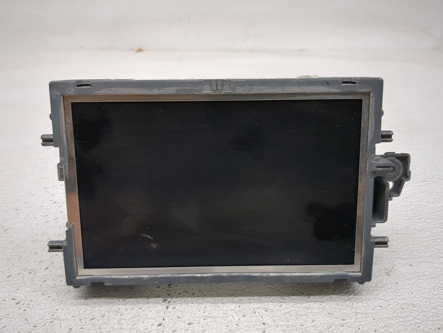 2010-2012 Mercedes-benz E350 Information Display Screen - Oemusedautoparts1.com