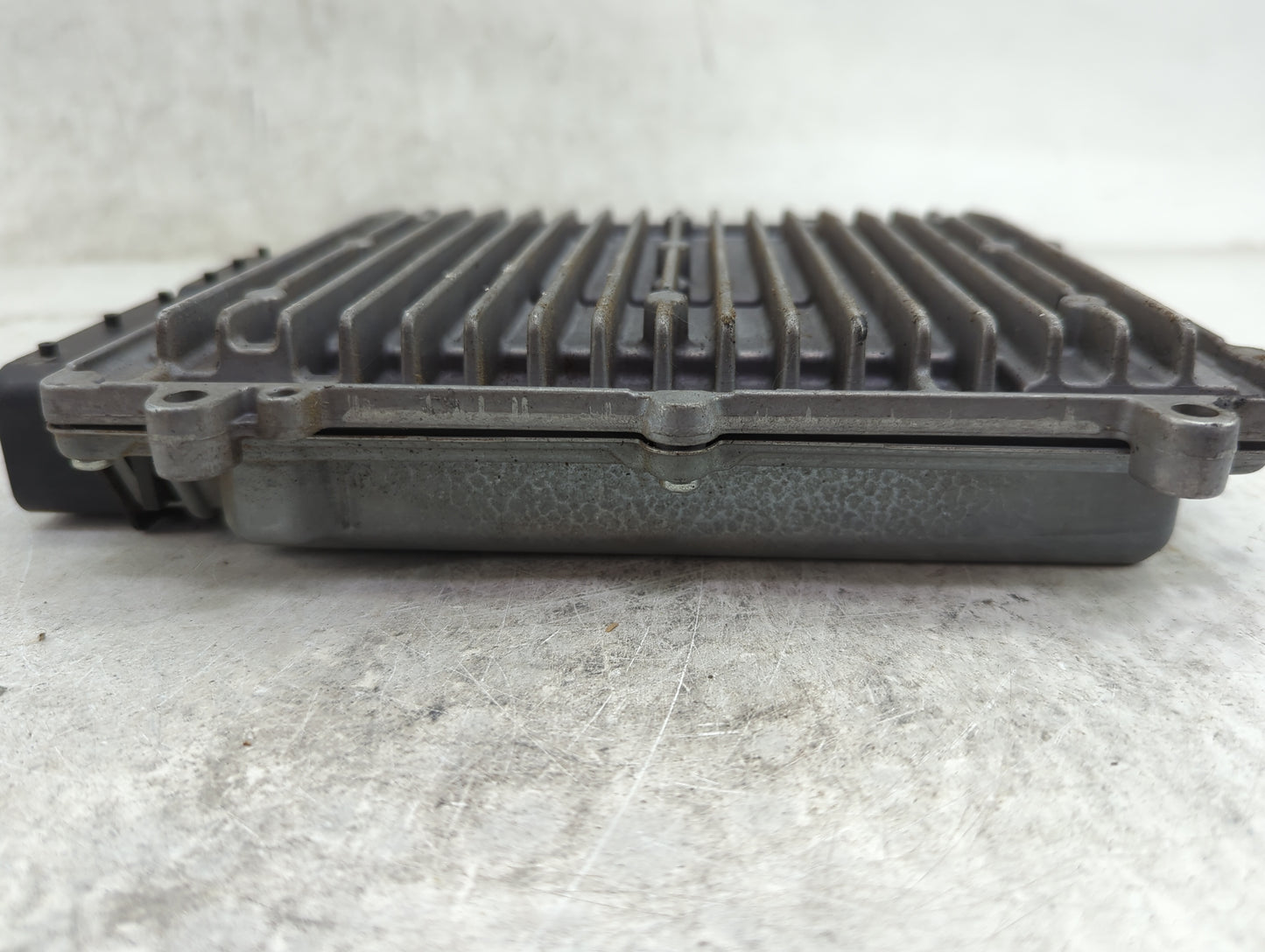 2012-2013 Mercedes-Benz E350 PCM Engine Control Computer ECU ECM PCU OEM P/N:0 261 S06 497 A 276 900 16 00 Fits Fits 2012 20
