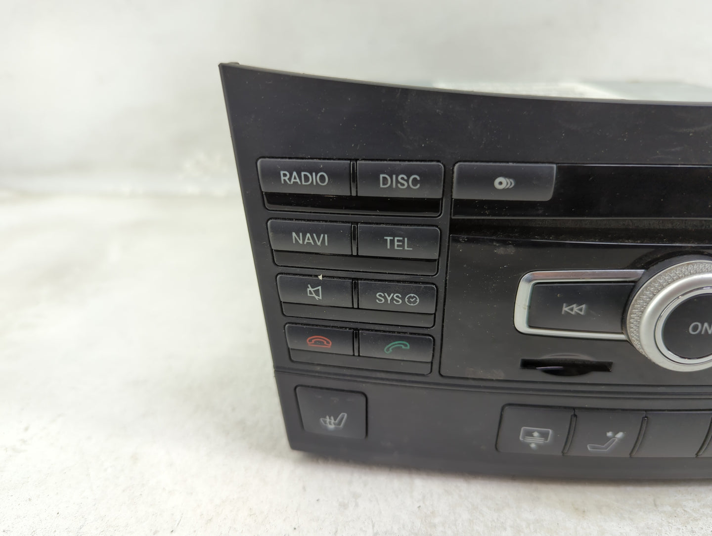 2011-2012 Mercedes-Benz E350 Radio AM FM Cd Player Receiver Replacement P/N:A2129007513 A2129011706 Fits Fits 2011 2012 OEM 