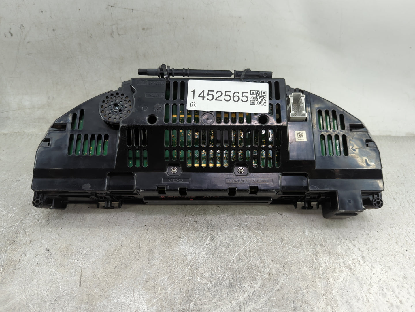 2012 Mercedes-Benz E350 Instrument Cluster Speedometer Gauges P/N:A2C53257171 Miles: Fits OEM Used Auto Parts - Oemusedautop