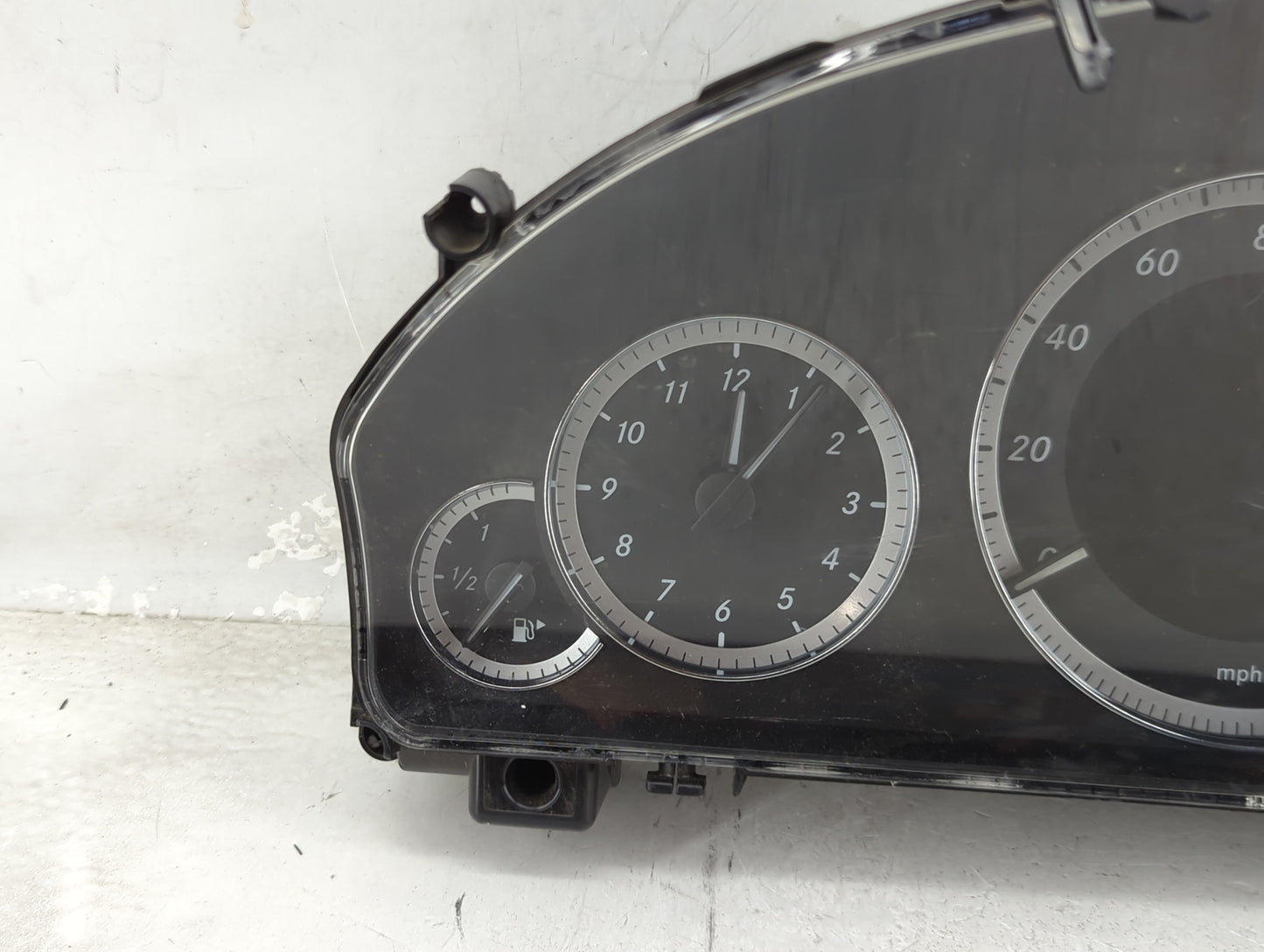 2012 Mercedes-Benz E350 Instrument Cluster Speedometer Gauges P/N:A212 900 35 13 Miles: Fits OEM Used Auto Parts - Oemusedau
