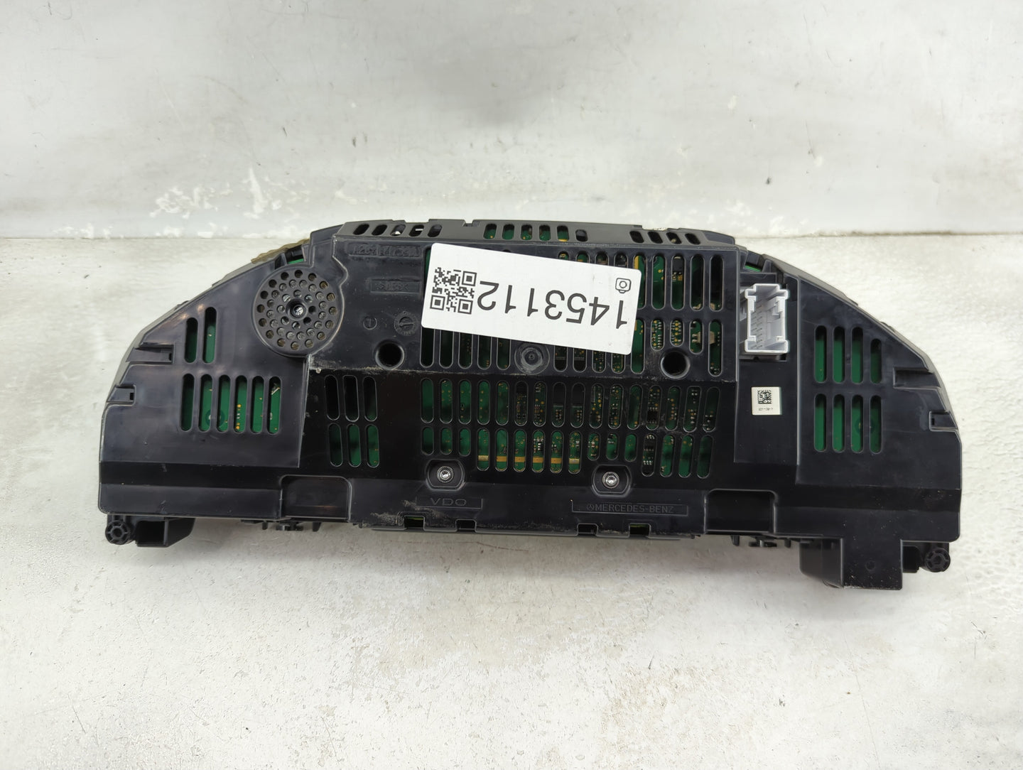 2012 Mercedes-Benz E350 Instrument Cluster Speedometer Gauges P/N:A212 900 35 13 Miles: Fits OEM Used Auto Parts - Oemusedau