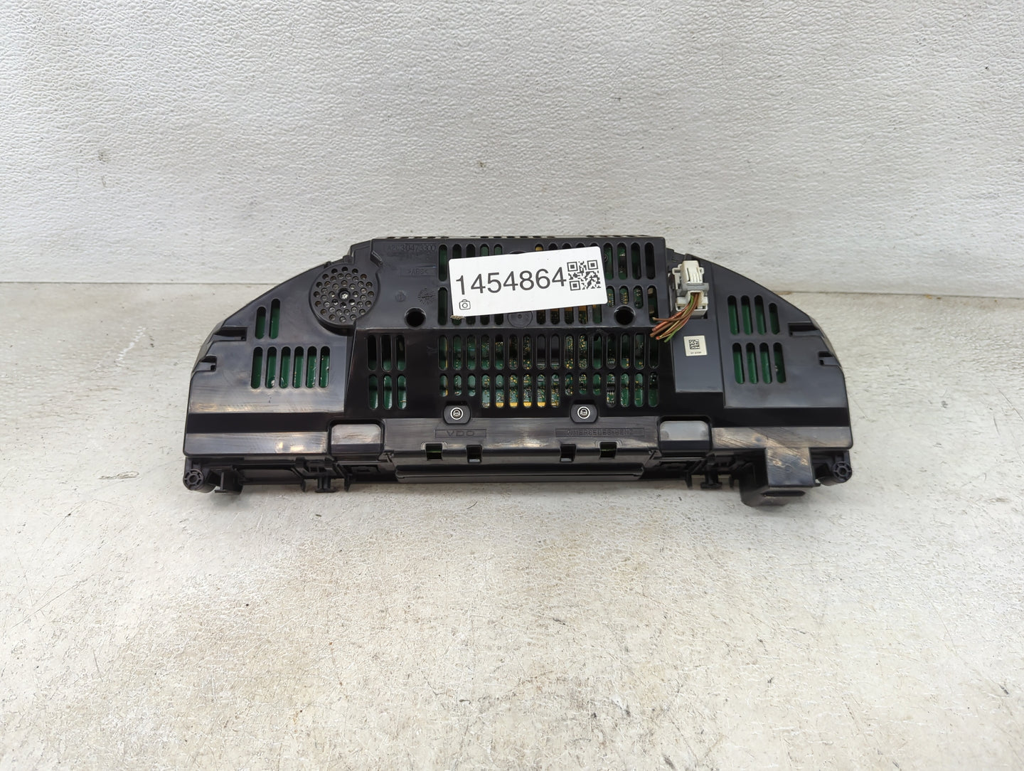 2012 Mercedes-Benz E350 Instrument Cluster Speedometer Gauges P/N:A2129004213 A2C33061900 Miles: Fits OEM Used Auto Parts - 