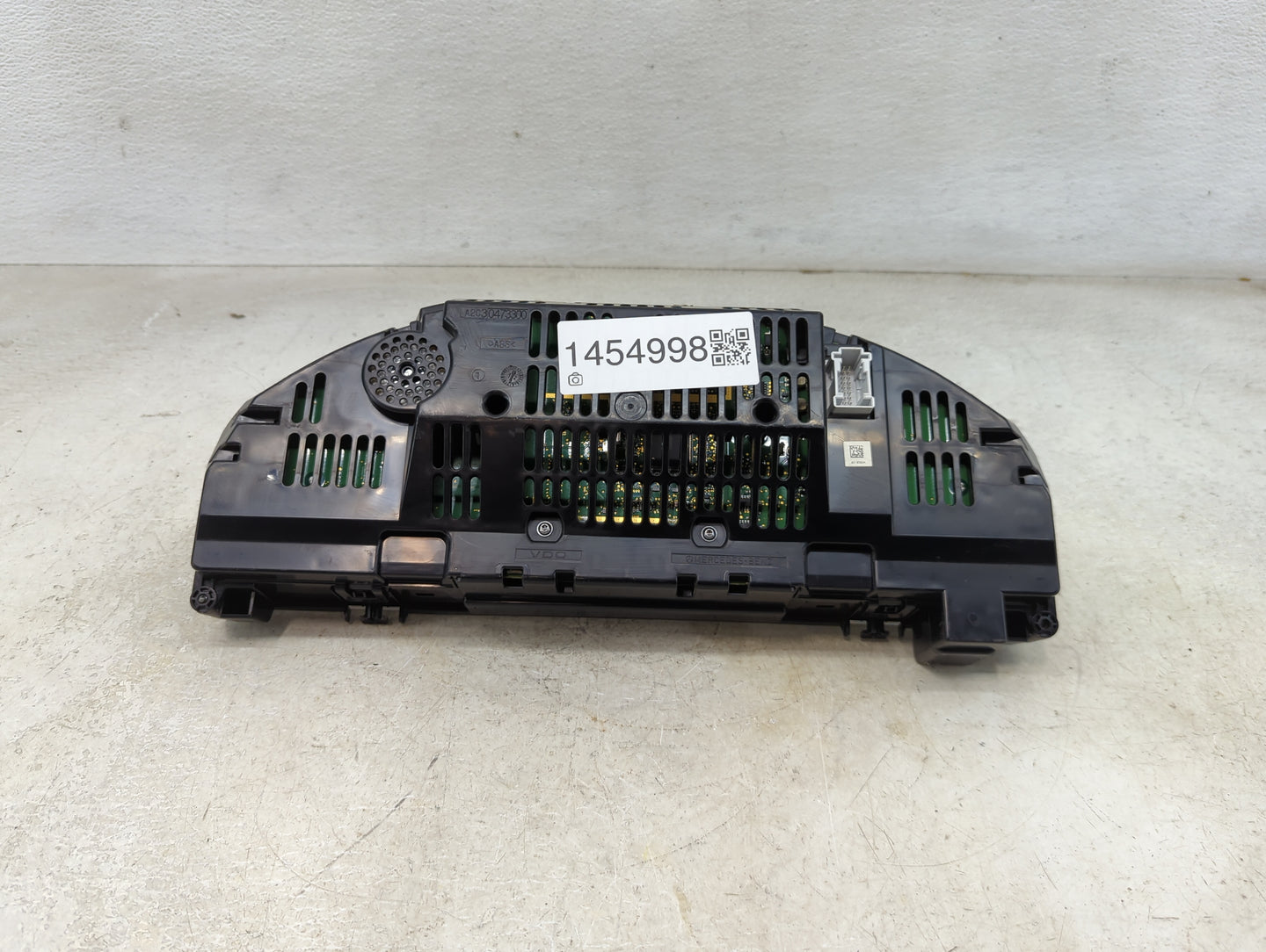 2012 Mercedes-Benz E350 Instrument Cluster Speedometer Gauges P/N:A2129003513 A2C33061200 Miles: Fits OEM Used Auto Parts - 