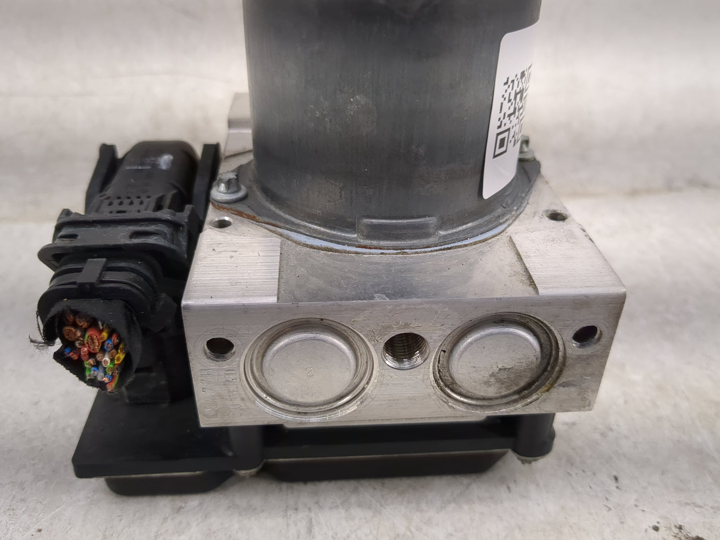 2010-2012 Mercedes-Benz E350 ABS Pump Control Module Replacement P/N:0 265 236 464 Fits Fits 2010 2011 2012 OEM Used Auto Pa