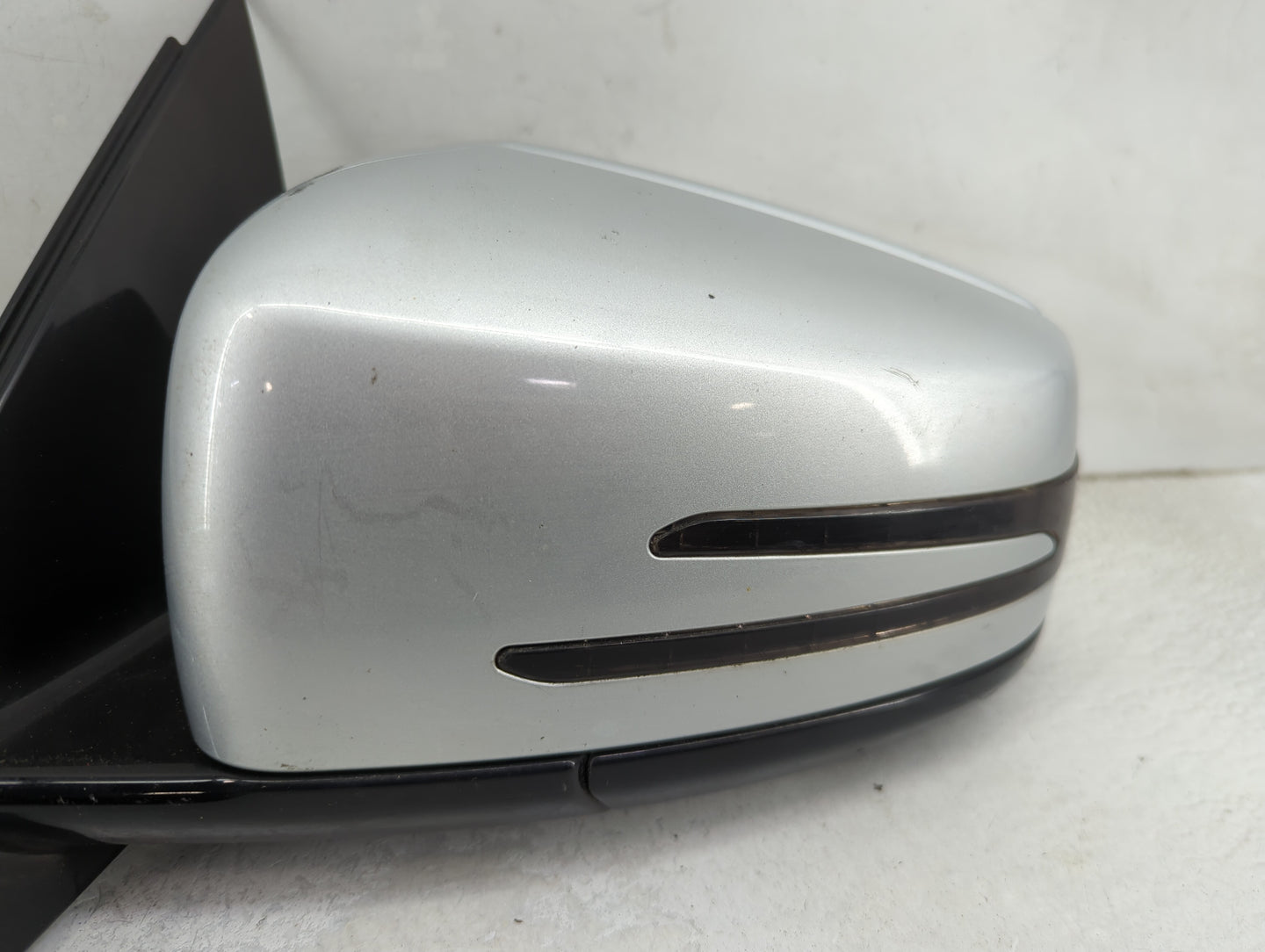 2010-2014 Mercedes-Benz E350 Driver Side View Mirror - Left Door Mirror OEM Used - Oemusedautoparts1.com