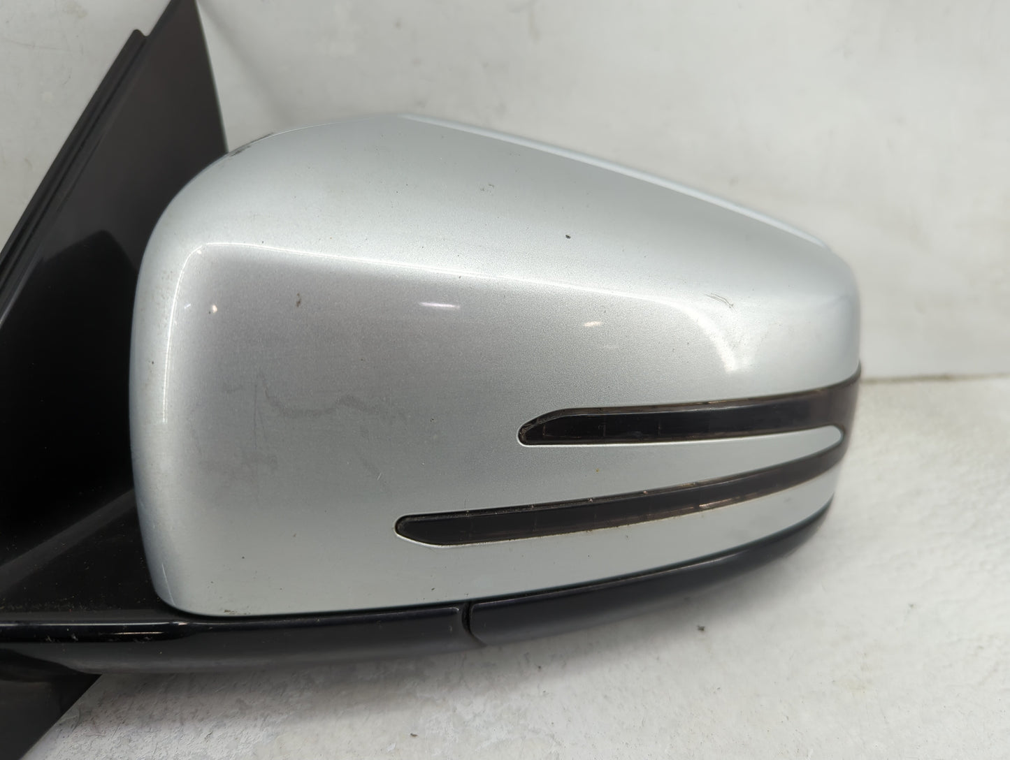 2010-2014 Mercedes-Benz E350 Driver Side View Mirror - Left Door Mirror OEM Used - Oemusedautoparts1.com