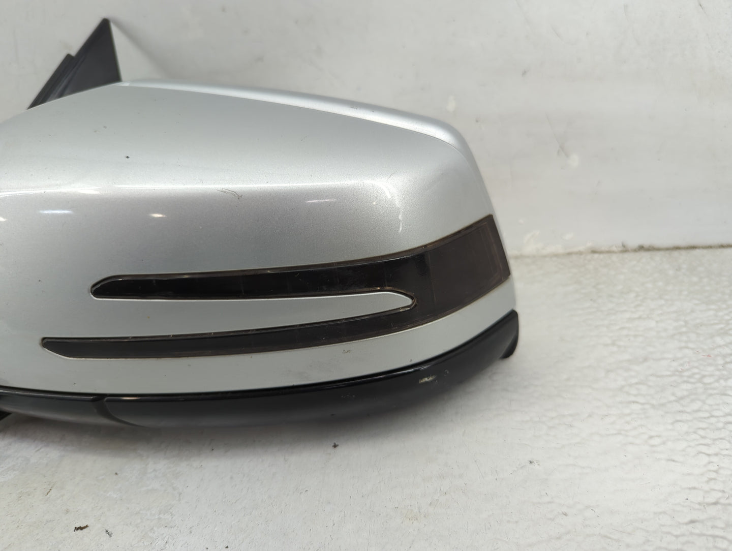 2010-2014 Mercedes-Benz E350 Driver Side View Mirror - Left Door Mirror OEM Used - Oemusedautoparts1.com