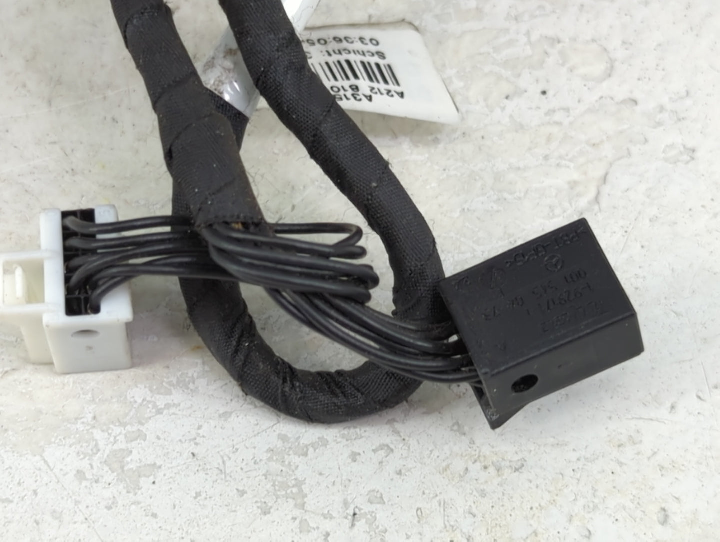 2010-2014 Mercedes-Benz E350 Driver Side View Mirror - Left Door Mirror OEM Used - Oemusedautoparts1.com