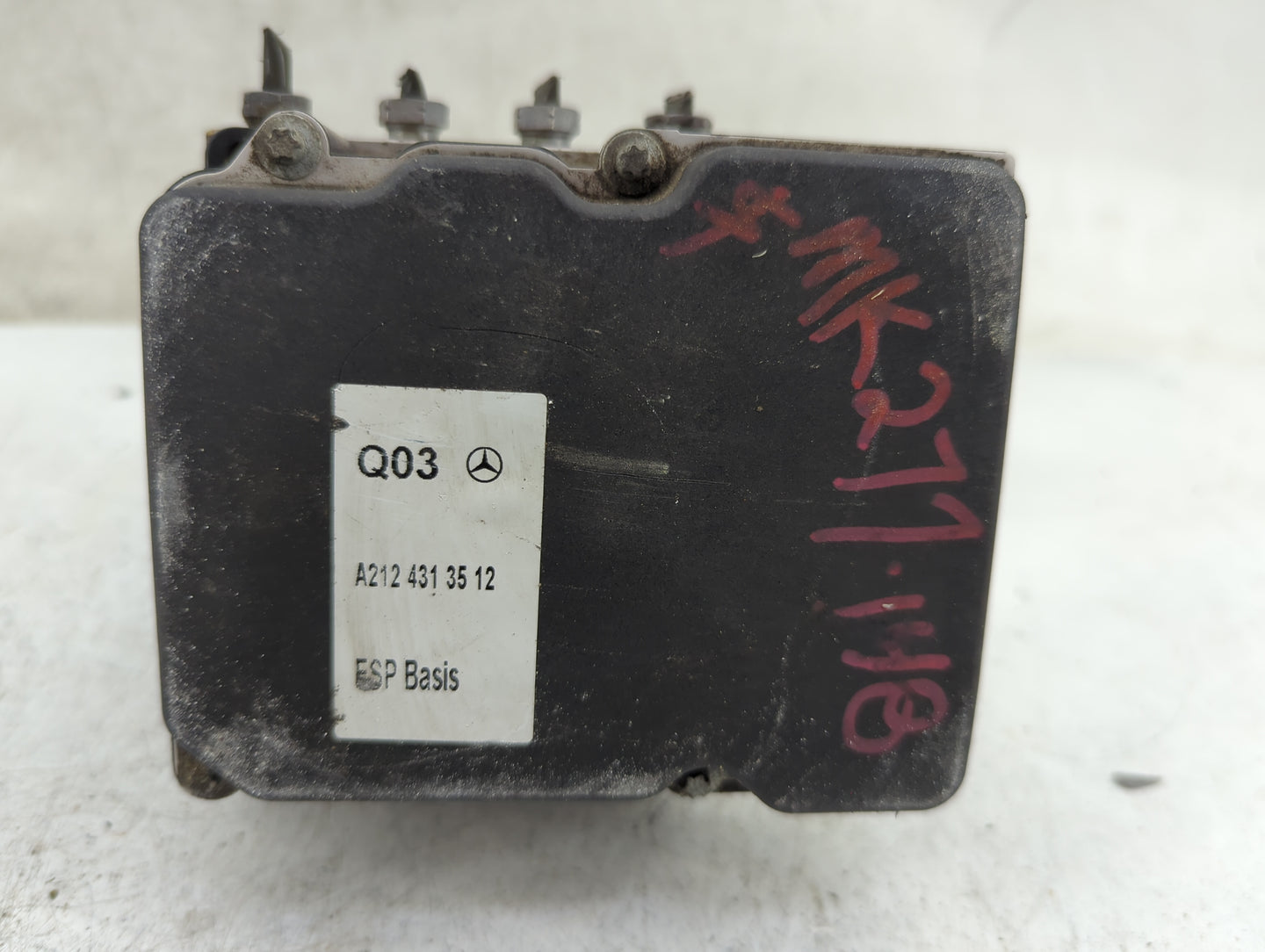 2011-2012 Mercedes-Benz E350 ABS Pump Control Module Replacement P/N:A2124313512 0265236369, 0265951614 Fits Fits 2011 2012 