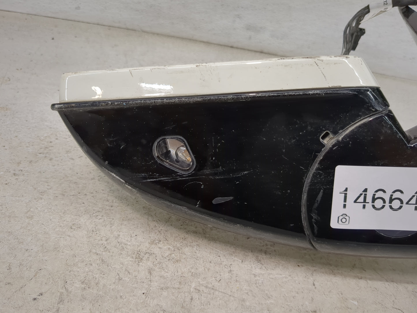 2011-2014 Mercedes-Benz E350 Driver Side View Mirror - Left Door Mirror OEM Used - Oemusedautoparts1.com
