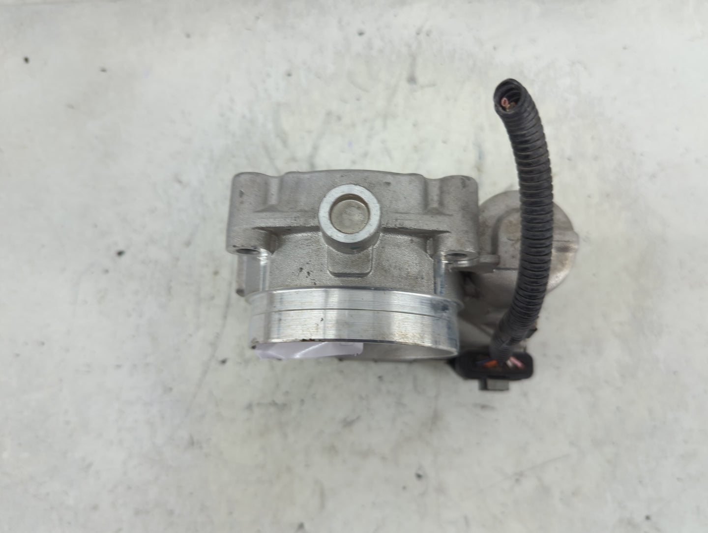 2012-2016 Mercedes-Benz E350 Throttle Body P/N:A 276 141 01 25 0280750503 Fits OEM Used Auto Parts - Oemusedautoparts1.com