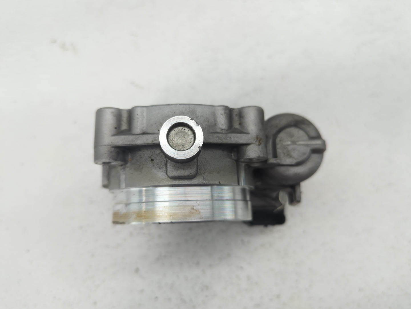 2012-2016 Mercedes-Benz E350 Throttle Body P/N:A 276 141 01 25 2761410125 Fits OEM Used Auto Parts - Oemusedautoparts1.com