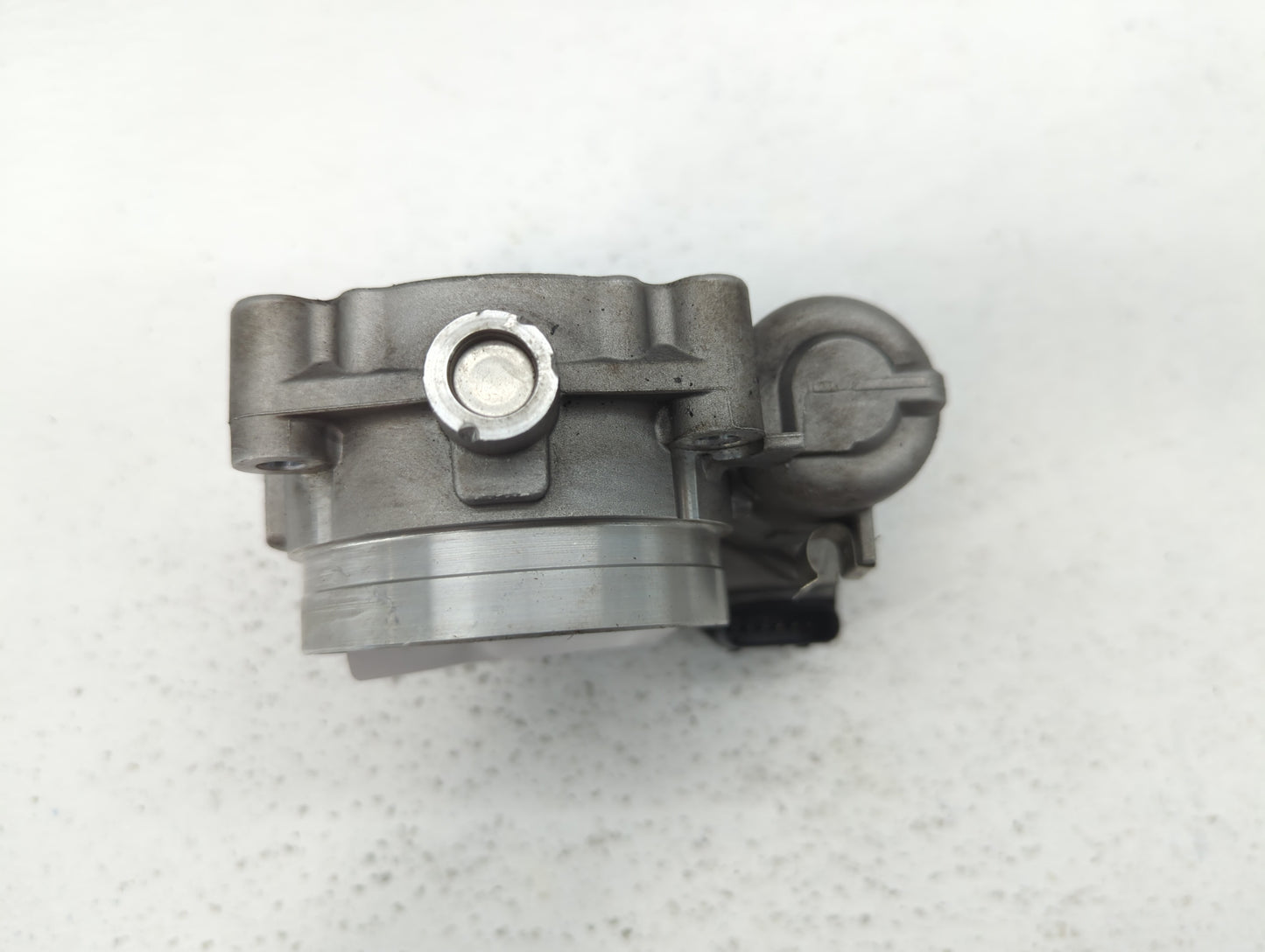 2012-2016 Mercedes-Benz E350 Throttle Body P/N:A 276 141 01 25 2761410125 Fits OEM Used Auto Parts - Oemusedautoparts1.com