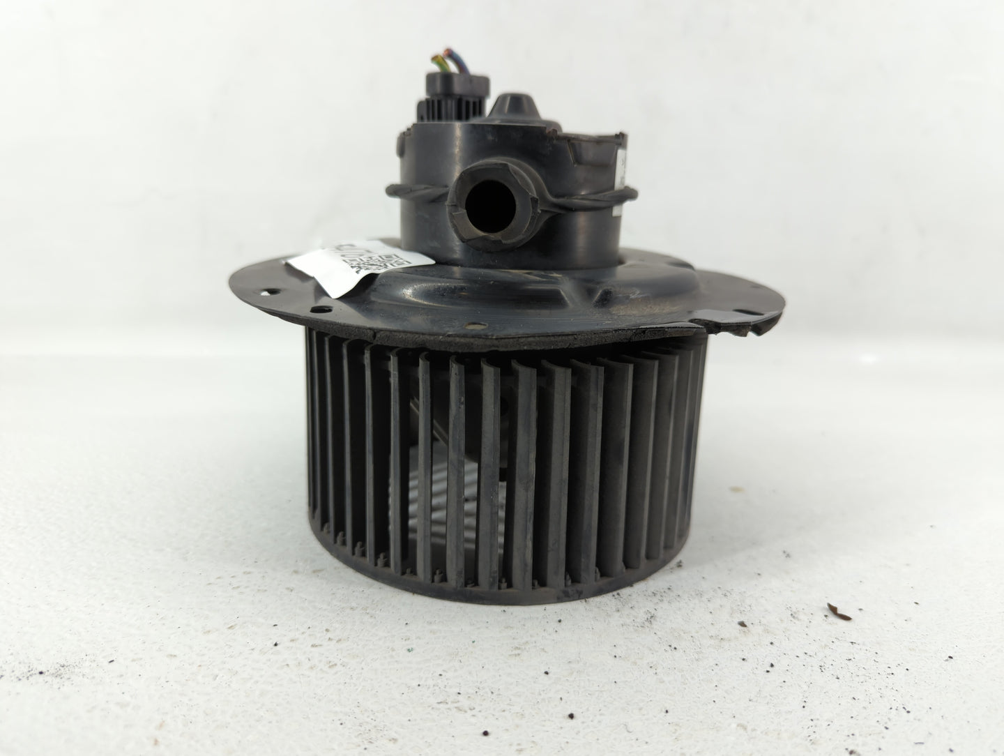 2012 Mercedes-Benz E350 Rear Heater AC Blower Motor P/N:XC2H-19805-AA Fits OEM Used Auto Parts - Oemusedautoparts1.com