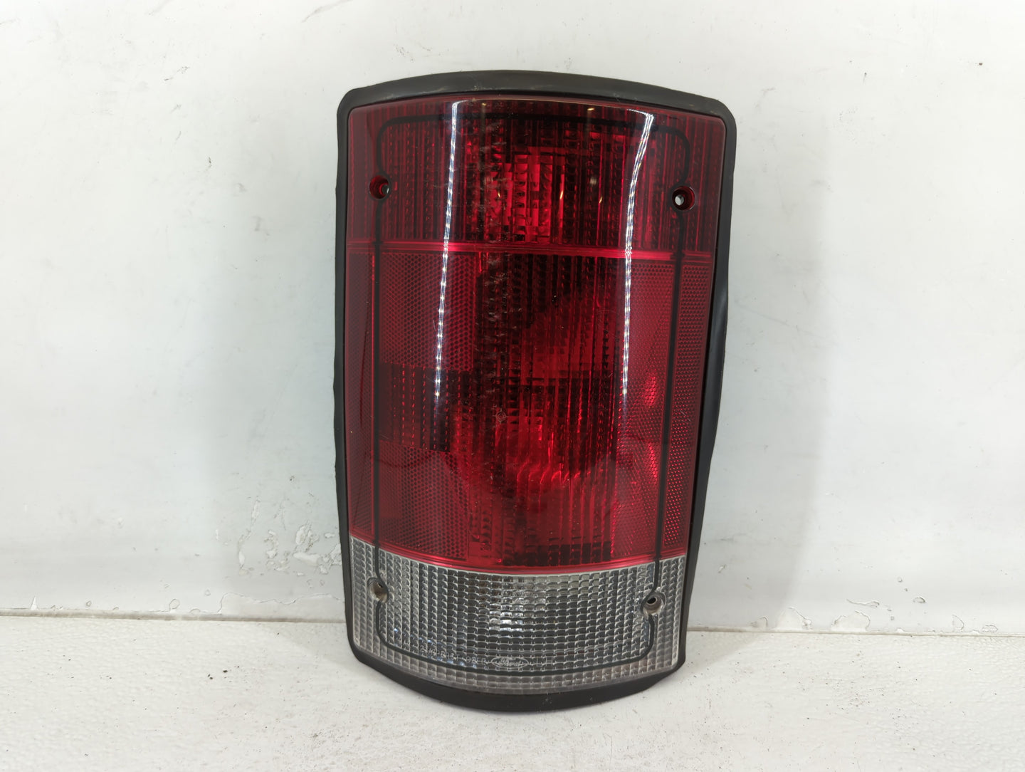 2012 Mercedes-Benz E350 Tail Light Assembly Driver Left OEM P/N:F7UB-13441-AA Fits OEM Used Auto Parts - Oemusedautoparts1.c
