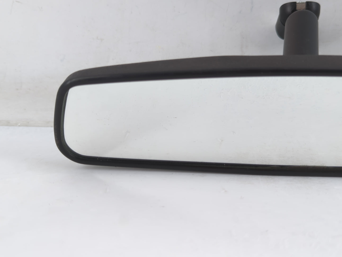 2012 Mercedes-Benz E350 Interior Rear View Mirror Replacement OEM P/N:E8011083 Fits OEM Used Auto Parts - Oemusedautoparts1.