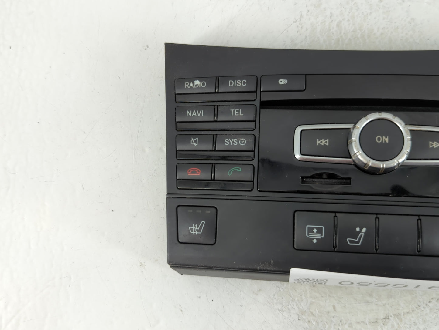 2012 Mercedes-Benz E350 Radio AM FM Cd Player Receiver Replacement P/N:A 212 820 25 10 Fits OEM Used Auto Parts - Oemusedaut