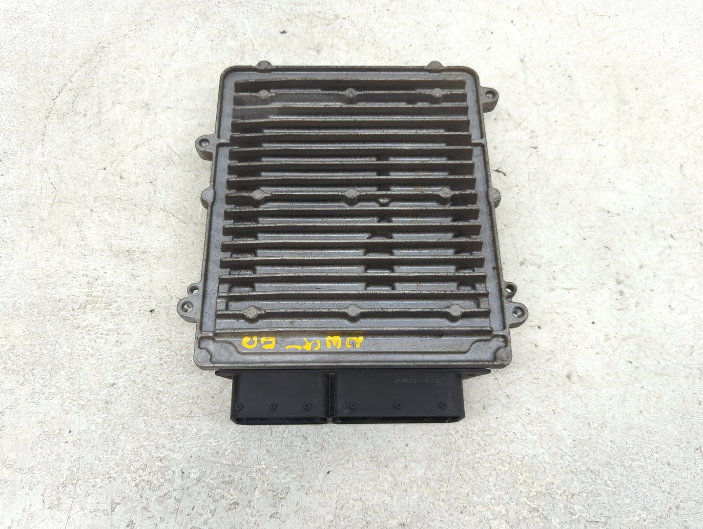 2012 Mercedes-Benz Eclass PCM Engine Control Computer ECU ECM PCU OEM P/N:A 276 900 16 00 A 276 901 06 00 Fits Fits 2013 OEM