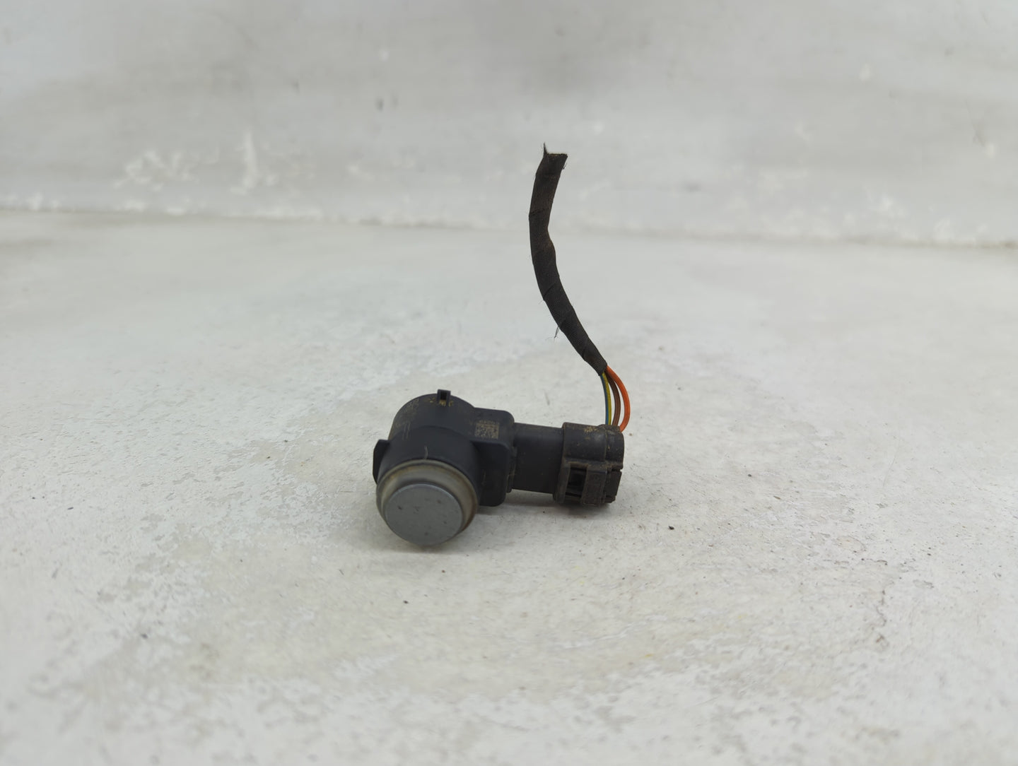 2012 Mercedes-benz Gl450 Front Park Assist Sensor Black 1456395 - Oemusedautoparts1.com