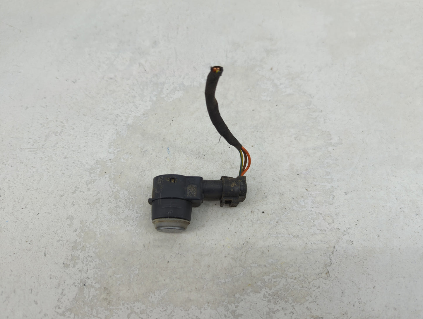 2012 Mercedes-benz Gl450 Front Park Assist Sensor Black 1456395 - Oemusedautoparts1.com
