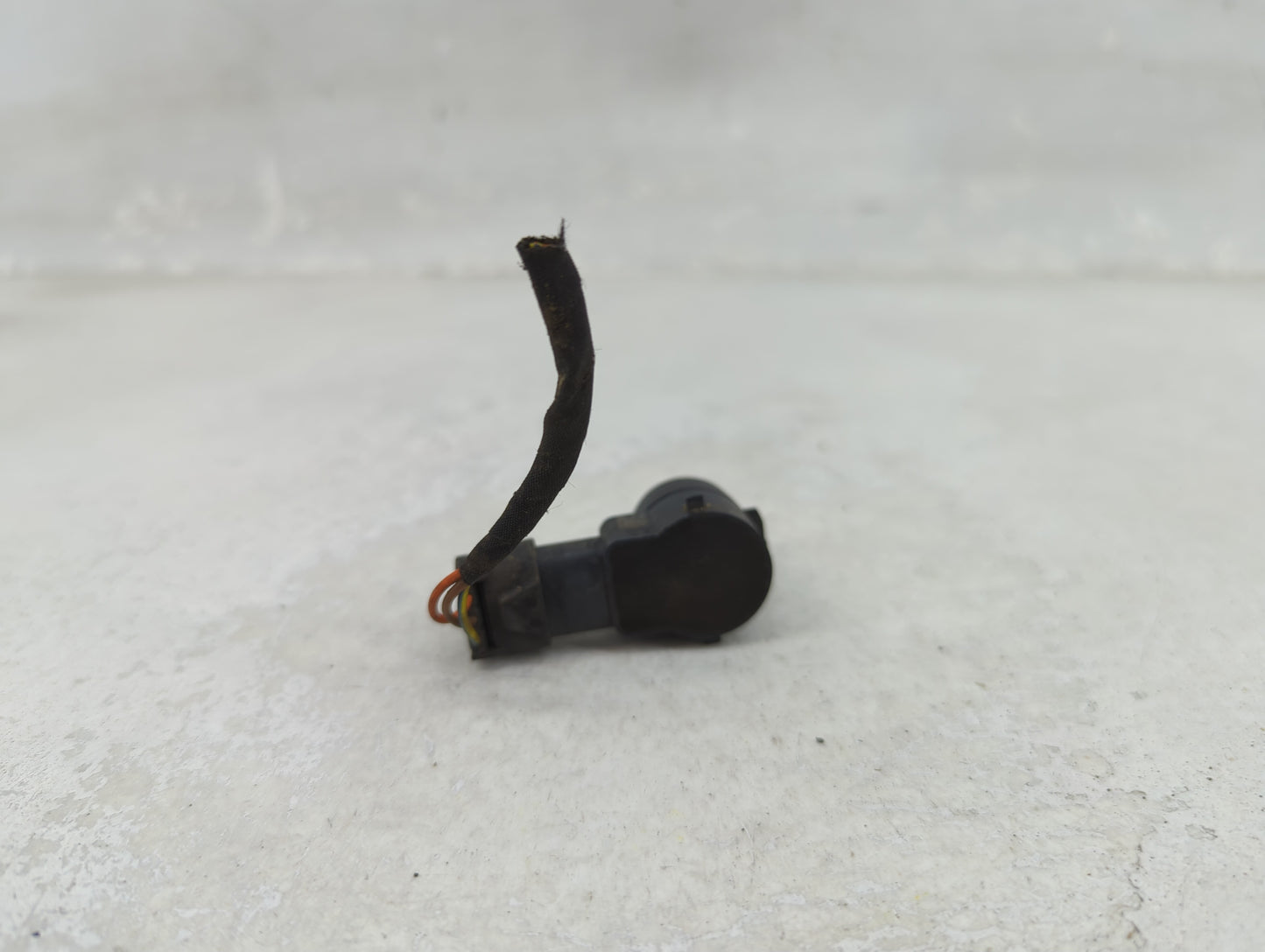 2012 Mercedes-benz Gl450 Front Park Assist Sensor Black 1456395 - Oemusedautoparts1.com