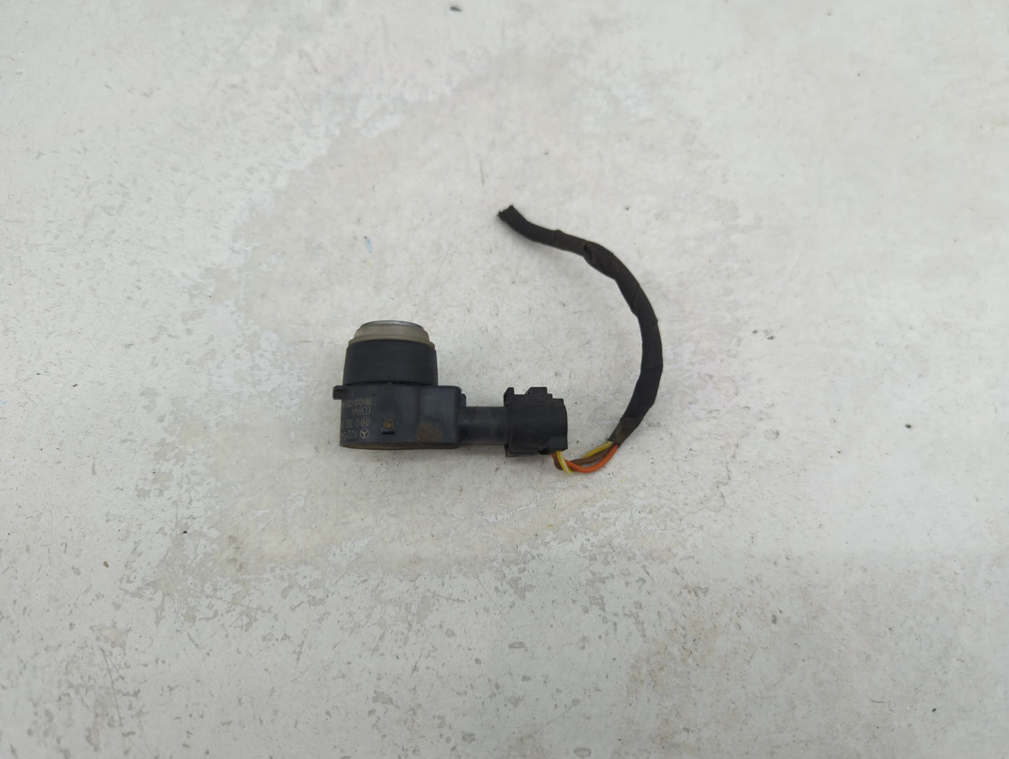 2012 Mercedes-benz Gl450 Front Park Assist Sensor Black 1456879 - Oemusedautoparts1.com