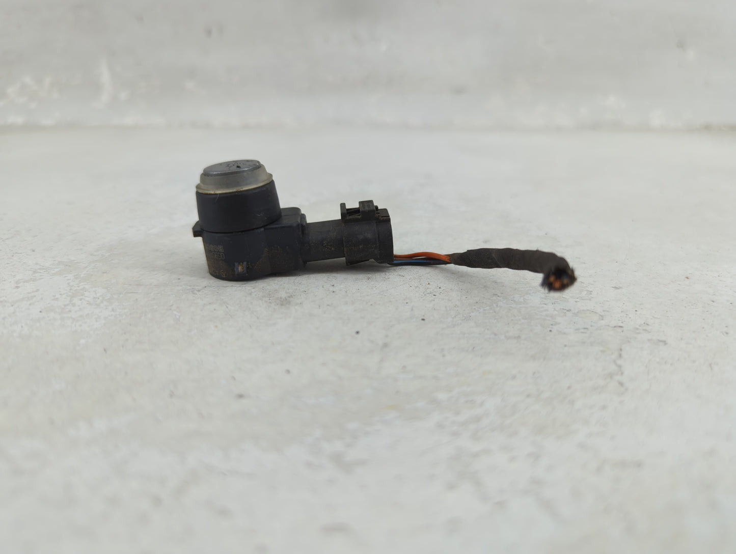 2012 Mercedes-benz Gl450 Front Park Assist Sensor Black - Oemusedautoparts1.com