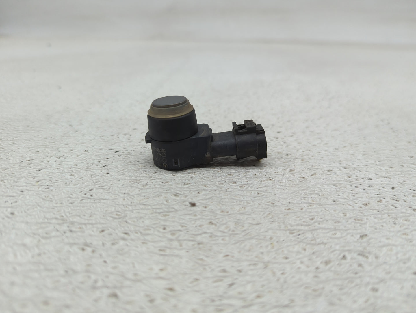 2012 Mercedes-benz Gl450 Front Park Assist Sensor Beige - Oemusedautoparts1.com
