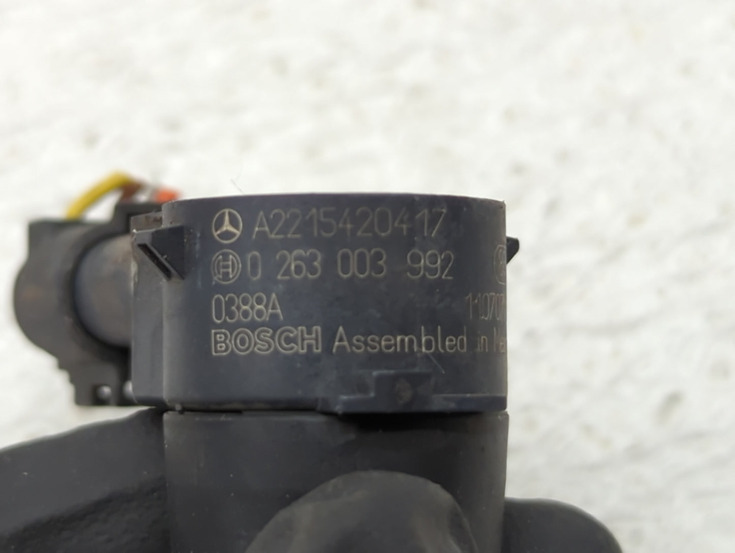 2012 Mercedes-benz Gl450 Front Park Assist Sensor Beige - Oemusedautoparts1.com