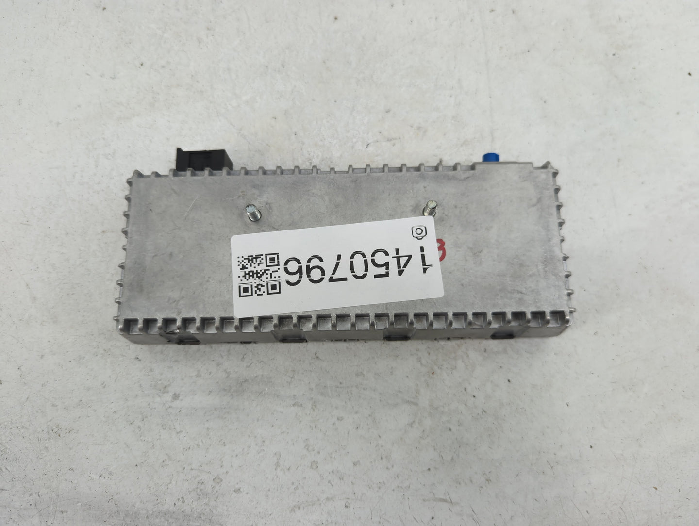2011-2013 Mercedes-Benz Glk350 Radio AM FM Cd Player Receiver Replacement P/N:A2128706489 PN28284490 Fits OEM Used Auto Part