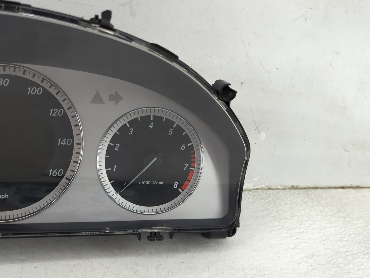 2012 Mercedes-Benz Glk350 Instrument Cluster Speedometer Gauges P/N:2049004607 204 900 46 07 Miles: Fits OEM Used Auto Parts