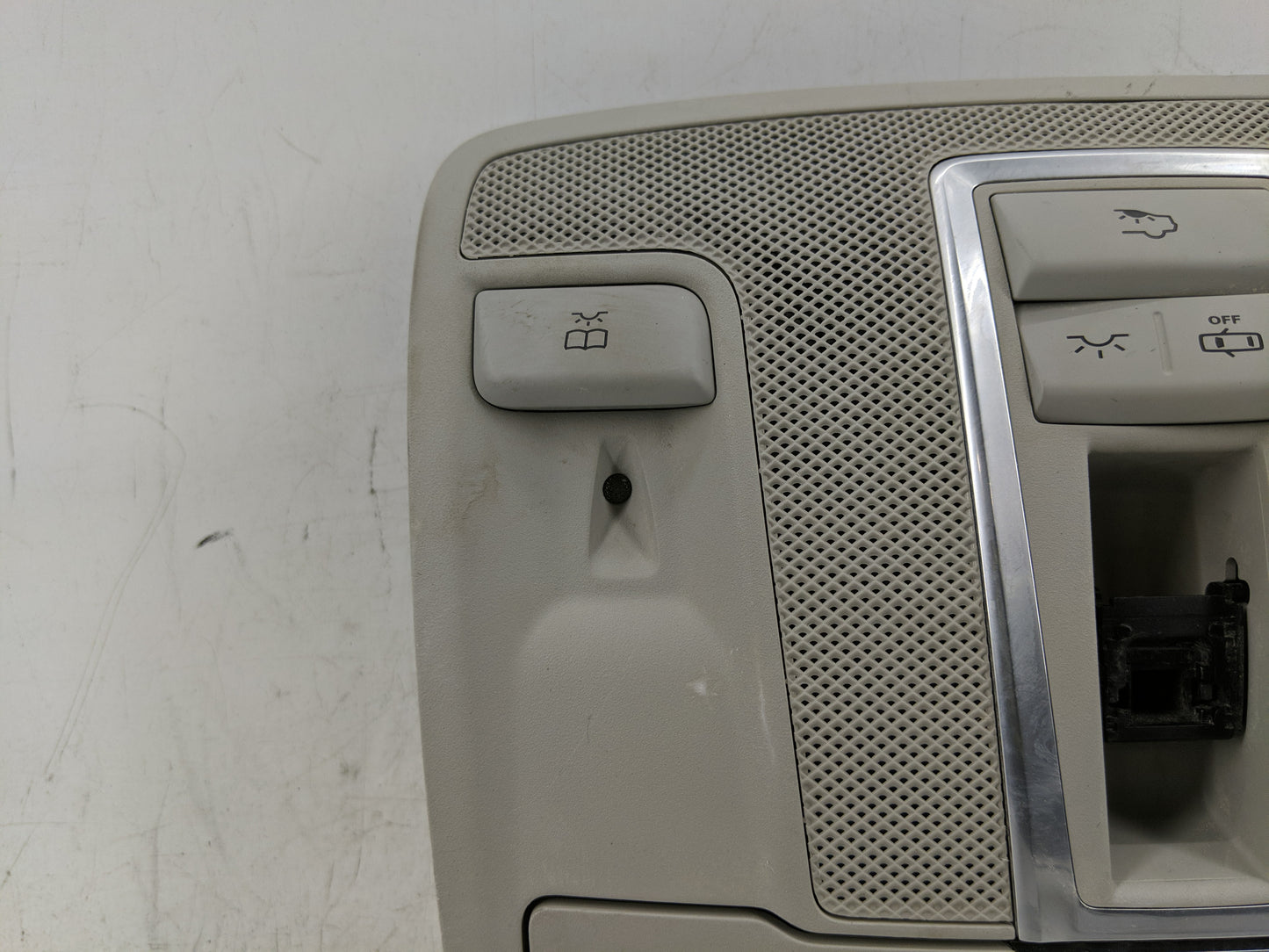 2012 Mercedes-benz Ml250 Overhead Roof Console - Oemusedautoparts1.com