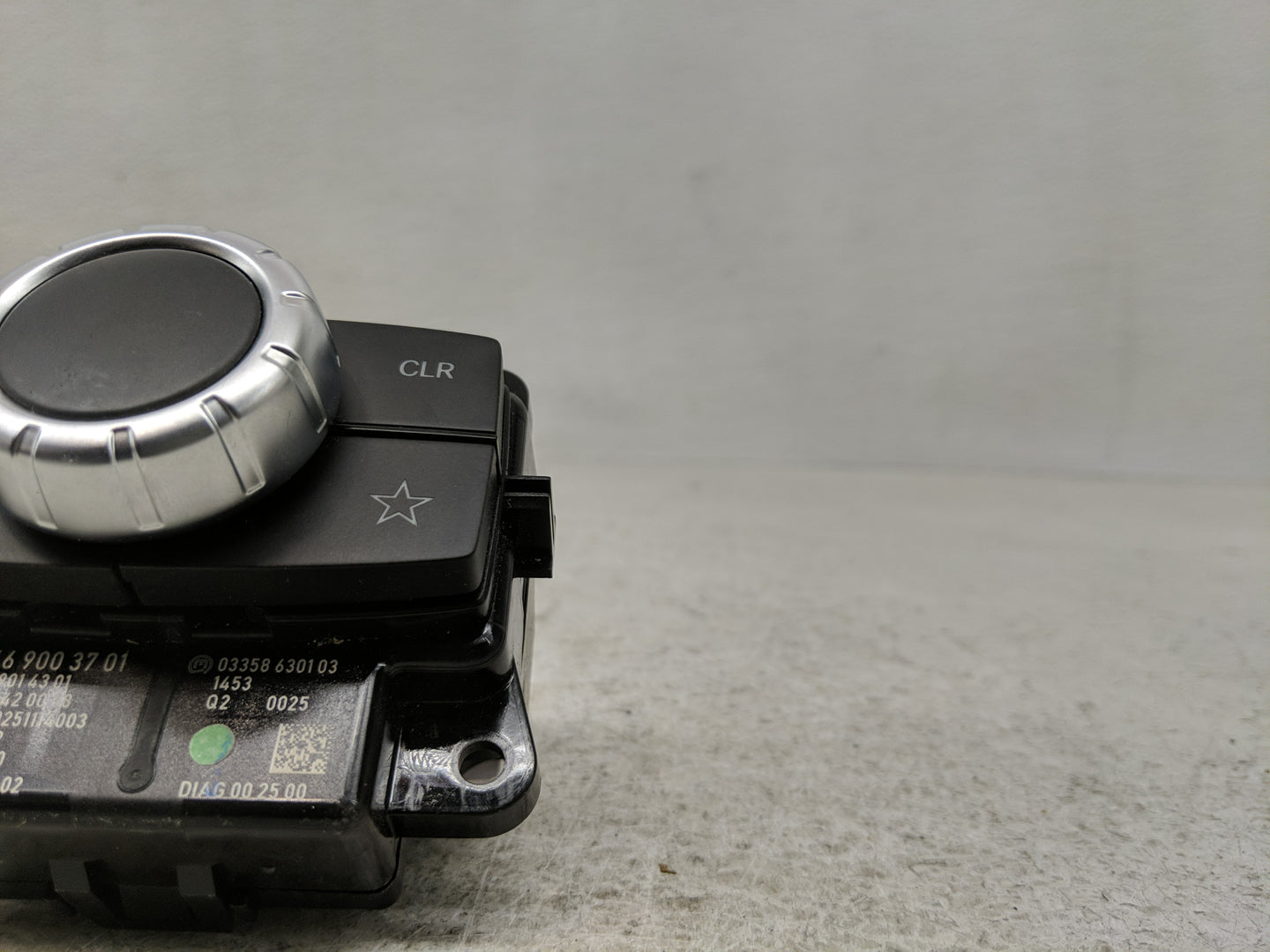 2012 Mercedes-Benz Ml250 Radio AM FM Cd Player Receiver Replacement P/N:A166 900 37 01 Fits Fits 2013 2014 OEM Used Auto Par