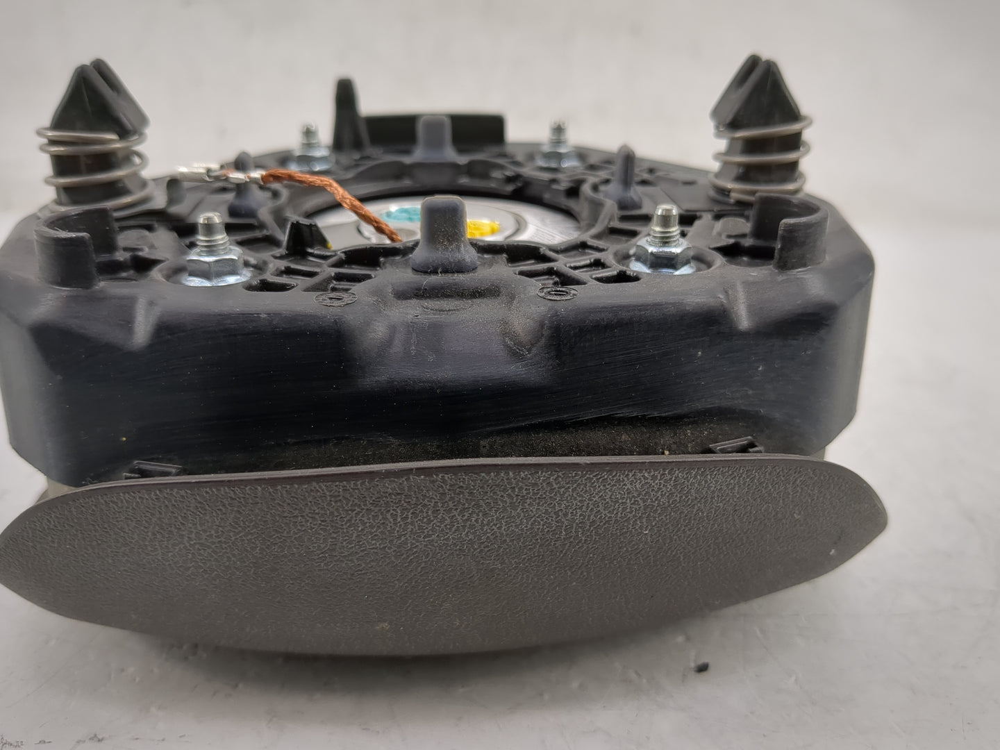 2012-2015 Mercedes-Benz Ml350 Air Bag Driver Left Steering Wheel Mounted Fits Fits 2012 2013 2014 2015 2016 2018 OEM Used Au