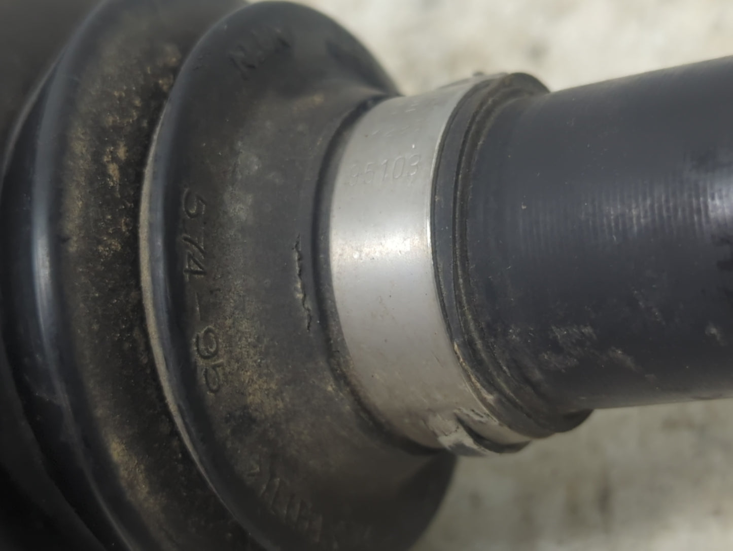 2012-2015 Mercedes-benz Ml350 Axle Shaft Front Passenger Cv C/v - Oemusedautoparts1.com