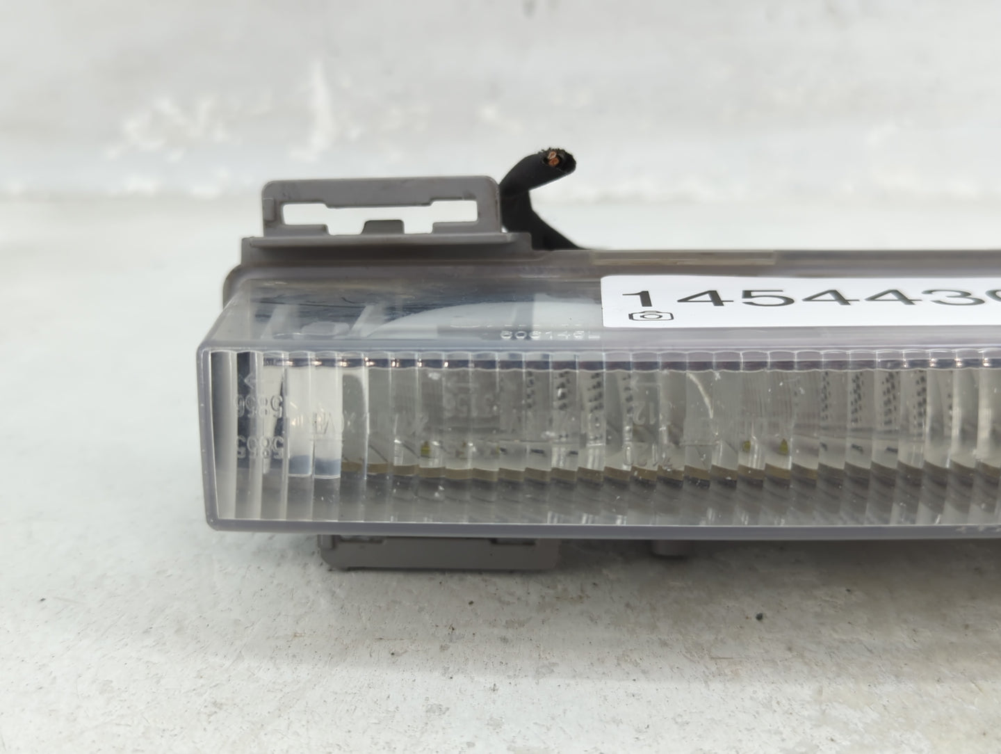 2012-2012 Mercedes-benz Ml350 Driver Left Oem Front Light Lamp - Oemusedautoparts1.com
