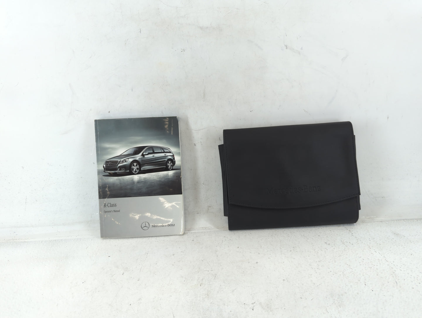 2012 Mercedes-Benz R350 Owners Manual Book Guide P/N:251 584 58 82 OEM Used Auto Parts - Oemusedautoparts1.com