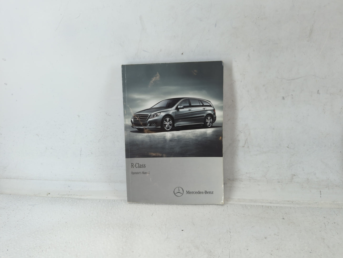 2012 Mercedes-Benz R350 Owners Manual Book Guide P/N:251 584 58 82 OEM Used Auto Parts - Oemusedautoparts1.com
