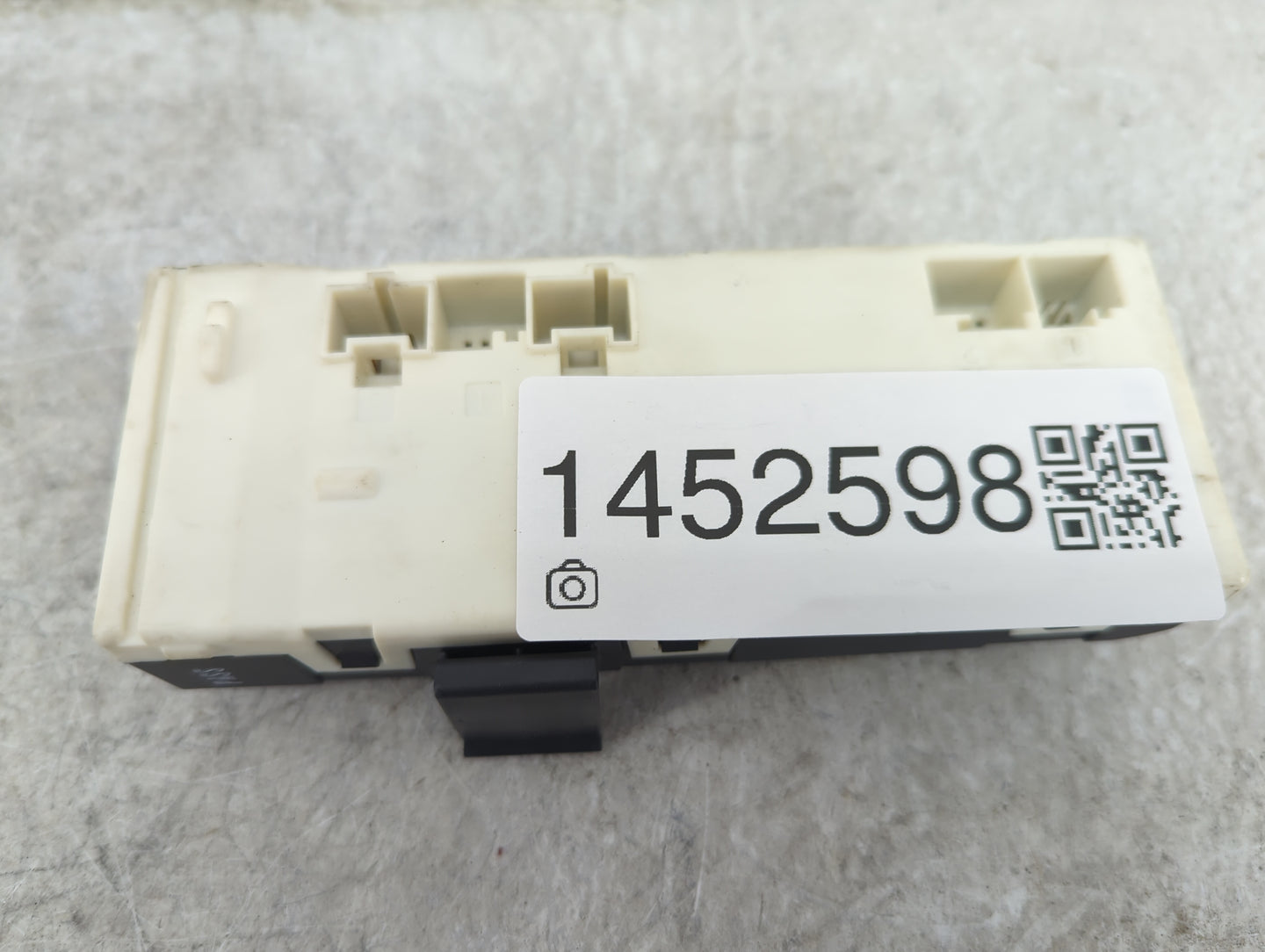 2007-2013 Mercedes-benz S550 Body Control Module Bcm - Oemusedautoparts1.com
