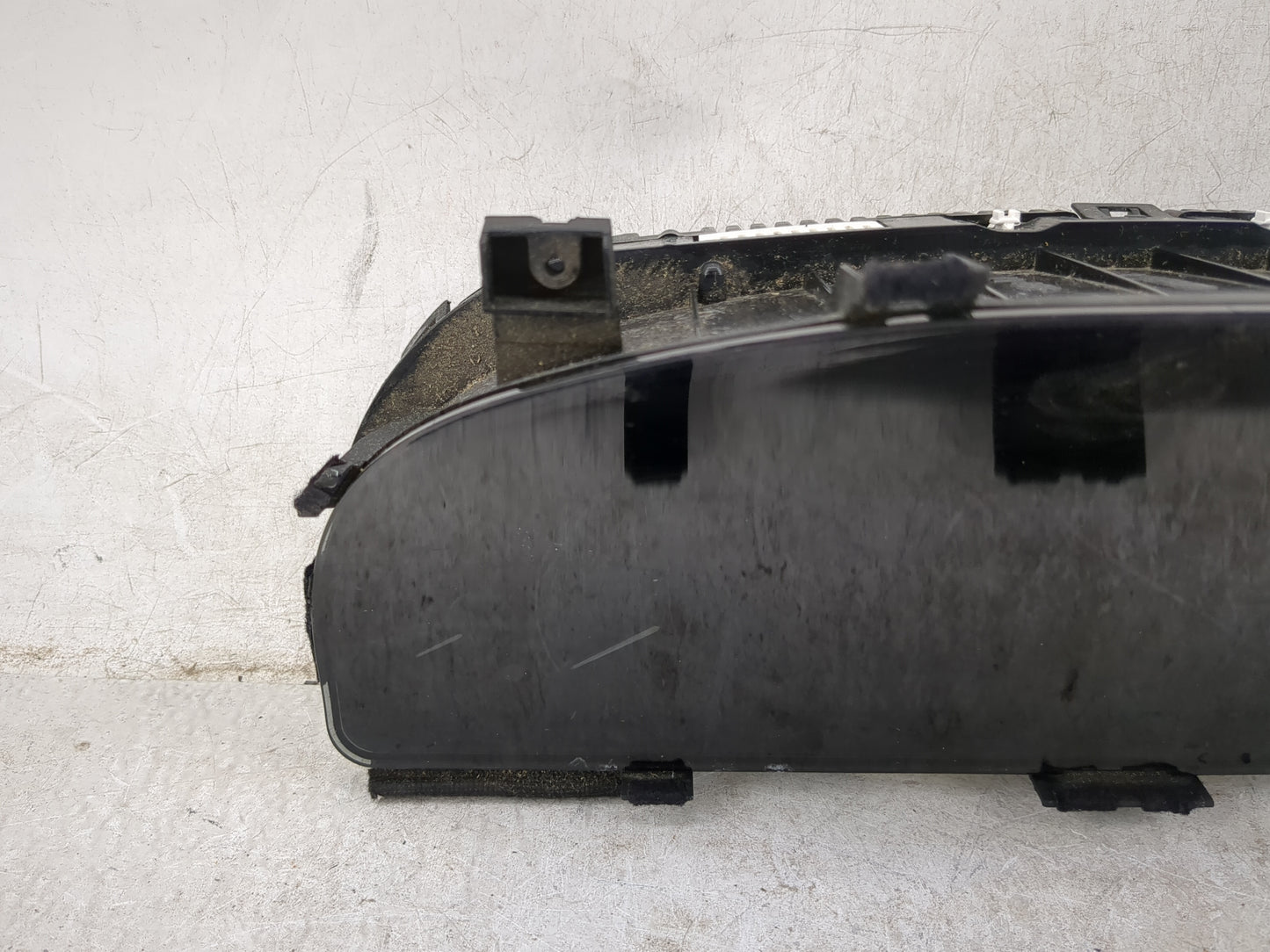 2011-2013 Mercedes-Benz S550 Instrument Cluster Speedometer Gauges P/N:1036905326 Miles:57K Fits Fits 2011 2012 2013 OEM Use