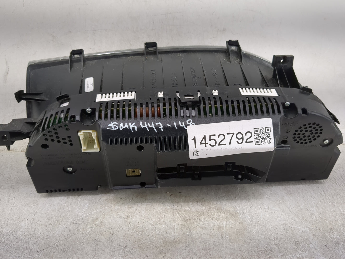 2011-2013 Mercedes-Benz S550 Instrument Cluster Speedometer Gauges P/N:1036905326 Miles:57K Fits Fits 2011 2012 2013 OEM Use