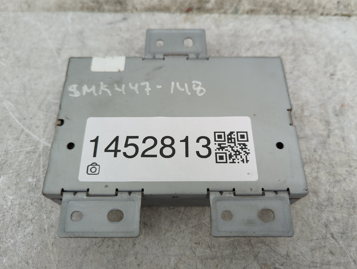 2012 Mercedes-benz S550 Body Control Module Bcm Inner Cabin Fuse Box - Oemusedautoparts1.com