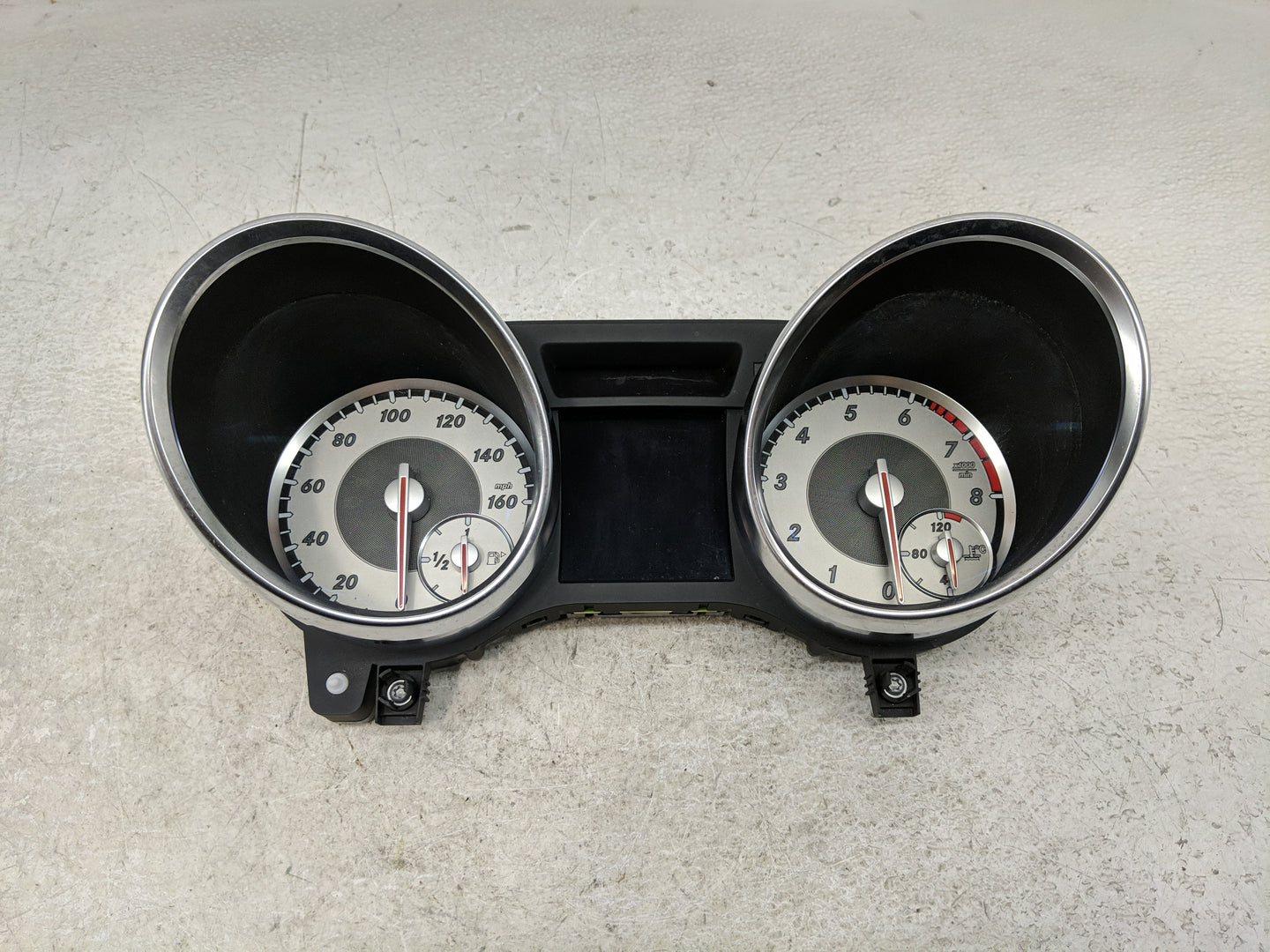 2012 Mercedes-Benz Slk200 Instrument Cluster Speedometer Gauges P/N:A172 900 91 00 Fits OEM Used Auto Parts - Oemusedautopar
